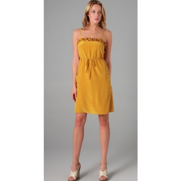 Marc Jacobs Dresses & Skirts - Lovely Gold Marc Jacobs Fleetwood Dress, mustard, size 4